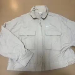 Nike ベージュ ジャケット Mサイズ