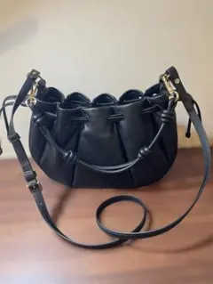 ピンチ スモール クロスボディ kate spade new york