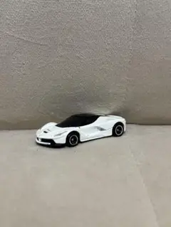 トミカ　ラ・フェラーリ　イベントモデル