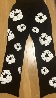 デニムティアーズ　フレア　パンツ　レディーメイド　黒