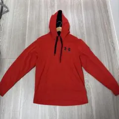 UNDER ARMOUR レッド フード付きパーカー