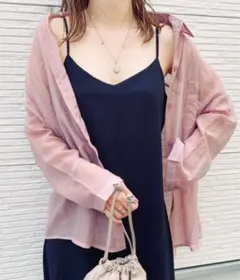 CLEA ニュアンスカラー シースルー シャツ ピンクのサムネイル