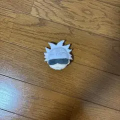 呪術廻戦　五条悟　ぬいぐるみ　バッジ