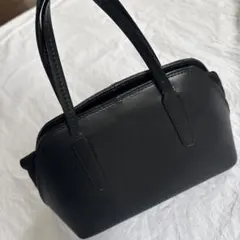 ブラック巾着ハンドバッグ