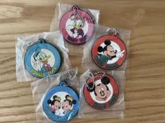 ディズニー　キーホルダー　ガチャ
