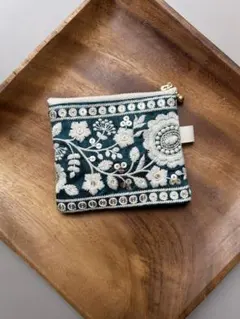 Item thumbnail for item 9499c4bb-d222-404e-863e-9c142179e0bc