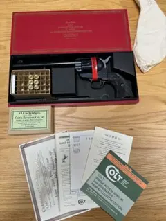 ランパントクラシック　モデルガン  未発火　カートリッジ　木製グリップ　付き ランパントクラシック モデルガン 未発火 カートリッジ 木製