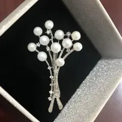 本真珠 7粒 パールブローチ シルバー アコヤ真珠 リーフモチーフ 冠婚