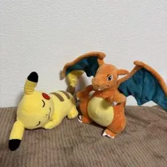 ピカチュウとリザードンのぬいぐるみセット
