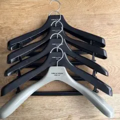 COMME des GARÇONS 衣類ハンガー 5本セット
