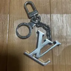 ルイヴィトン ポルトクレ イニシャル LV キーホルダー キーリング 001