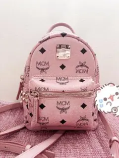 LOVE MOSCHINO スタッズ付きバックパック ピンク LOVE MOSCHINO スタッズ付きバックパック ピンク - メルカリ