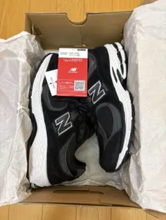 ⭐️美品　箱付　New Balance M2002RBK 25.0cmのサムネイル