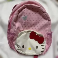 キティ　可愛いドット柄リュック