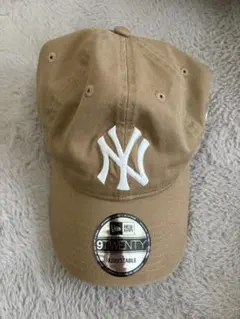 New Era 9TWENTY ベージュキャップ