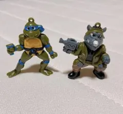 ミュータントタートルズ キーホルダー 2体