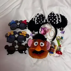 ディズニー カチューシャ ポップコーンバケットキーホルダー ミニーペンダント