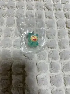 クレヨンしんちゃん　みんなでくまパジャマ　めじるしアクセサリー　マサオくん