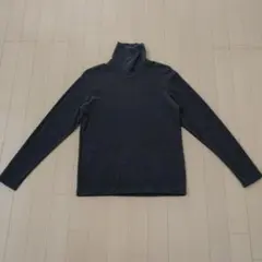 ユニクロ　ダークグレー 　タートルネック 長袖トップス