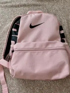 Nike ピンク ストライプ リュック