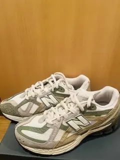 ※1/12終了【最終値下げ】New Balance M1906NE 25.5cm