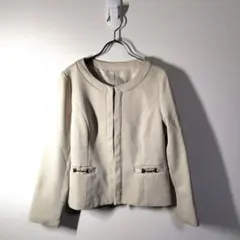 ラナンRanan✨️ノーカラージャケット ゴールドビット　アイボリー　L