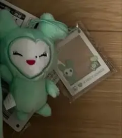 ミナ　MIVELY GIGO限定　チャーム付マスコット