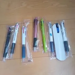 3色ボールペン　8本　新品