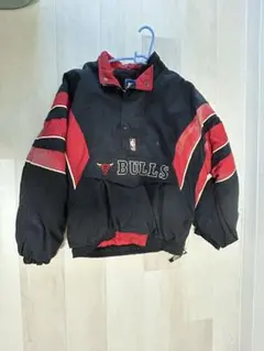 シカゴ・ブルズ ナイロンジャケット Starter