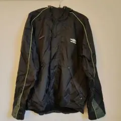 UMBRO アンブロ ウインドブレーカー ナイロンジャケット 黒 M フード付き