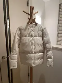 ユニクロ UNIQLO : Cライトダウンジャケット定価￥7,990 M 美品