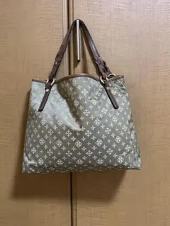 廃盤品！russet モノグラム柄 トートバッグA4サイズ　レザー　本革のサムネイル