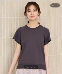 【夏に嬉しい機能付き】やわらかドライタッチラグランスリーブニットのサムネイル