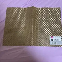 DAISO 抗菌 ランチョンマット 43cm×30cm ゴールド　痛バのサムネイル