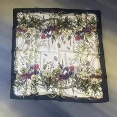 Aquascutum 花柄 シルクスカーフ 60cm
