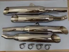 v-max1200 スラッシュカット4本出しコブラマフラー　美品　凹みなし v-max1200 スラッシュカット4本出しコブラマフラー 美品 凹みなし