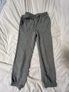 GU グレー スゥェトパンツ