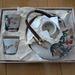 酒器3点セット　土瓶　お猪口　急須　盃　九谷焼