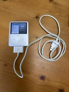 iPod 第3世代 15GB アップル、第3世代iPod 10GB/15GB/30GBを発表