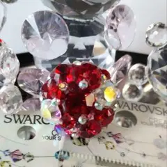 SWAROVSKI レッド クリスタル ブローチのサムネイル