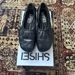 SHISEI 黒レザー フラットシューズ 37 1/2 24.5㎝ SHISEI 黒レザー フラットシューズ 37 1/2 24.5㎝ - メルカリ