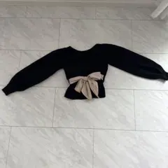 黒のウエストリボン付き長袖トップスのサムネイル