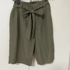 UNTITLED ショートパンツ　キュロットのサムネイル