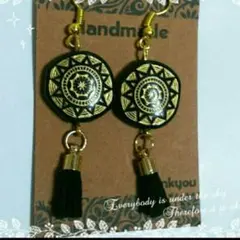 アンティーク風&タッセルピアス