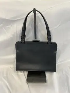 PRADA シンプルハンドバッグ