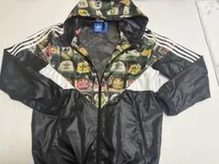 アディダス　フォトグラフィック柄ウインドブレーカー