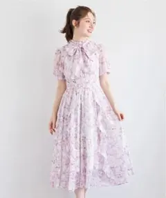 薄紫色 花柄 リボン付き 半袖ワンピース