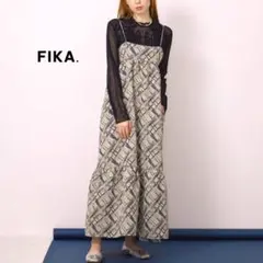 美品✨FIKA フィーカ ヤマダヤ キャミワンピース 総柄 ロングワンピース Mのサムネイル