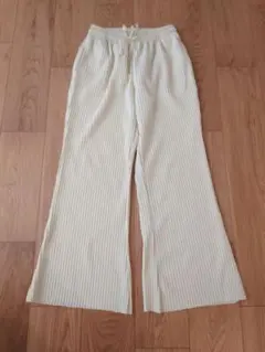 Item thumbnail for item 20616812-cb6e-446a-8b76-c64dd881a48c