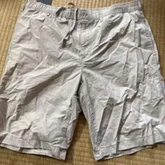 UNIQLO ショートパンツ ベージュ コットンナイロンのサムネイル